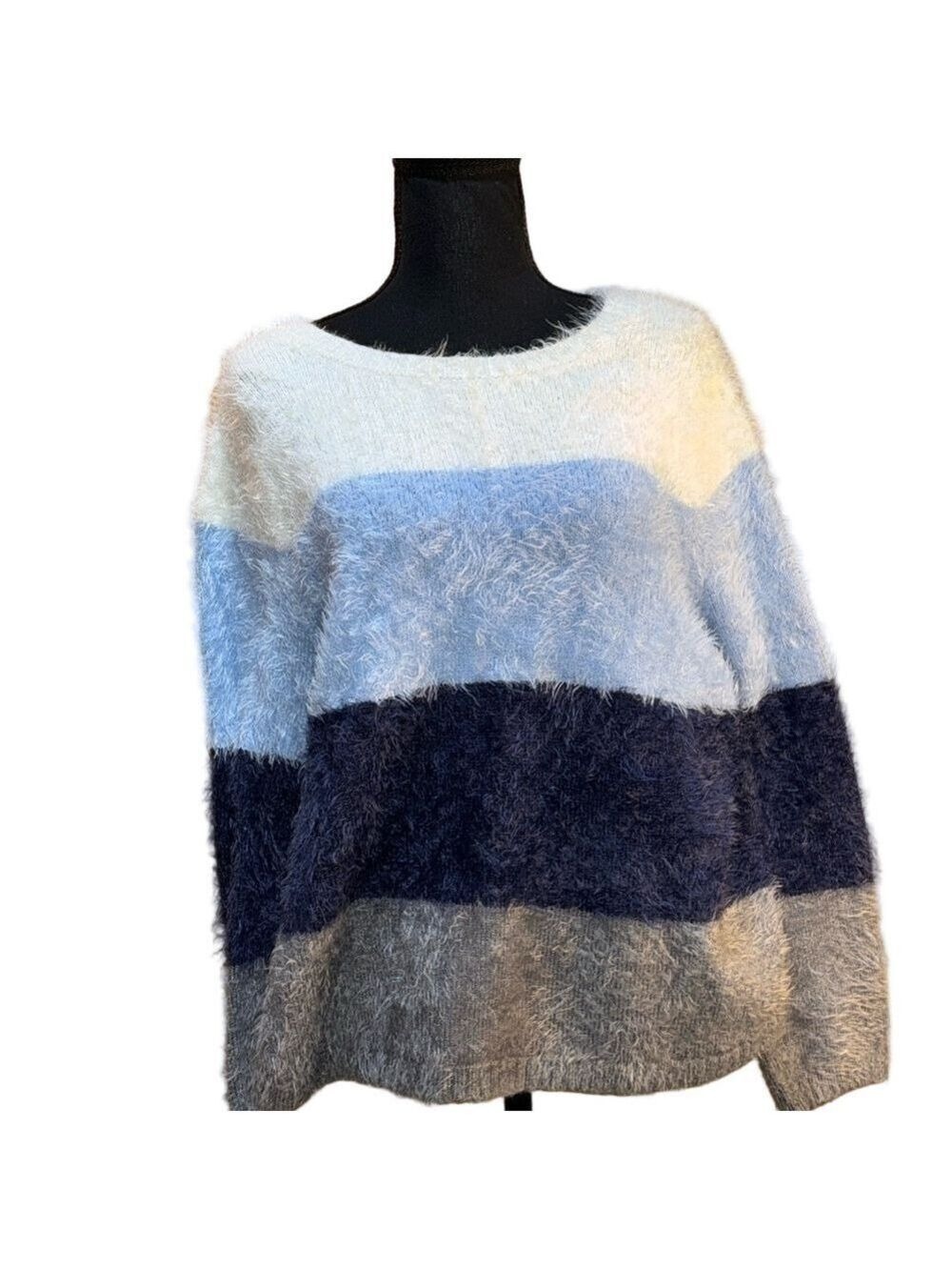 Zoe + Phoebe Petite Sweater Women's Large